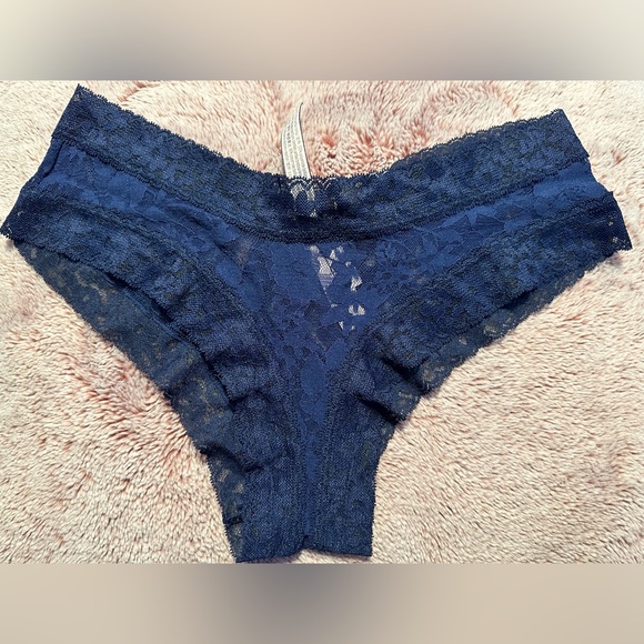 VS CHEEKY PANTIES - Picture 5 of 10